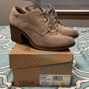 Sofft Jules Stone Taupe Suede Women's Shoes